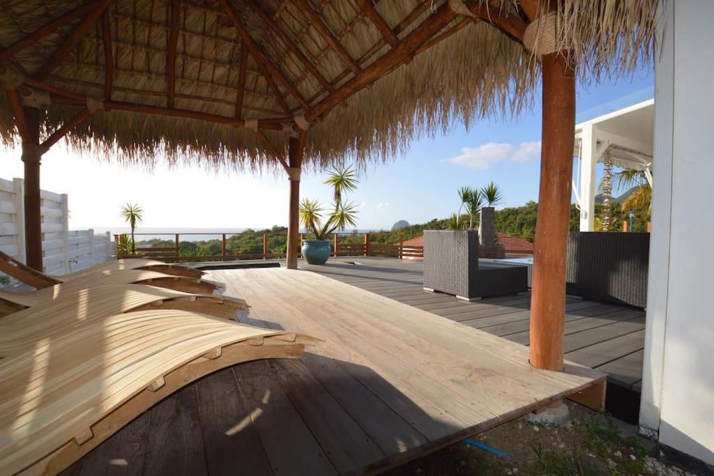 La Villa Coconut Vue A 180° Mer Rocher Du Diamant Le Diamant Exterior photo